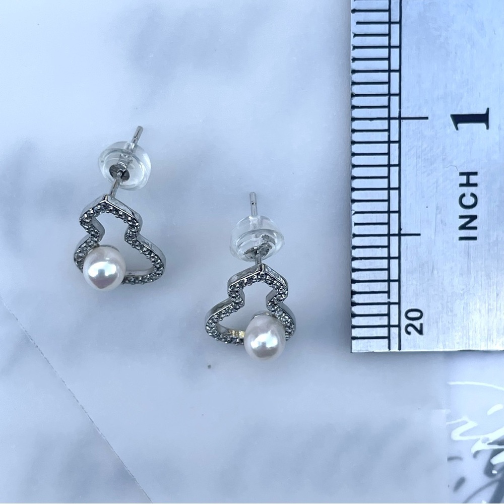 Elegant Silver Pearl Drop Earrings Pave Crystal Openwork Gourd Design NEW - Picture 3 of 3